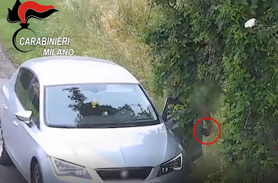 Due arresti per lo spaccio di oltre 20mila dosi di droga