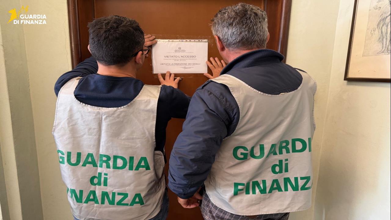 Sequestrati appartamenti e titoli di stato per frodi immobiliari