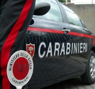Fermato per un controllo, trovato in possesso di cocaina