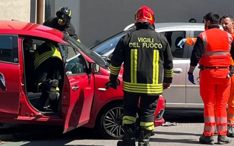 Scontro tra due auto a Cuggiono, interviene l’elisoccorso