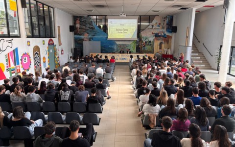 Amaga coinvolge 200 studenti in una lezione di sostenibilità
