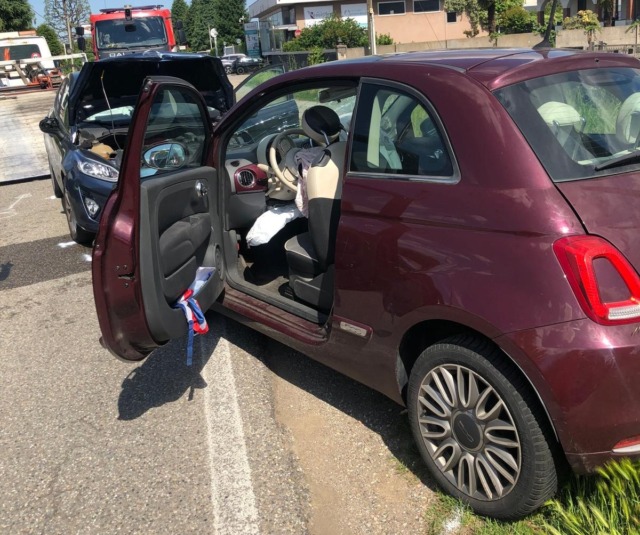Scontro tra due auto a Castano Primo, quattro feriti