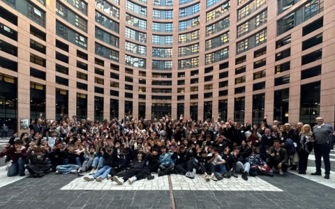 Il progetto educativo ‘Viaggio nelle Istituzioni’ di Arconate ottiene risultati positivi