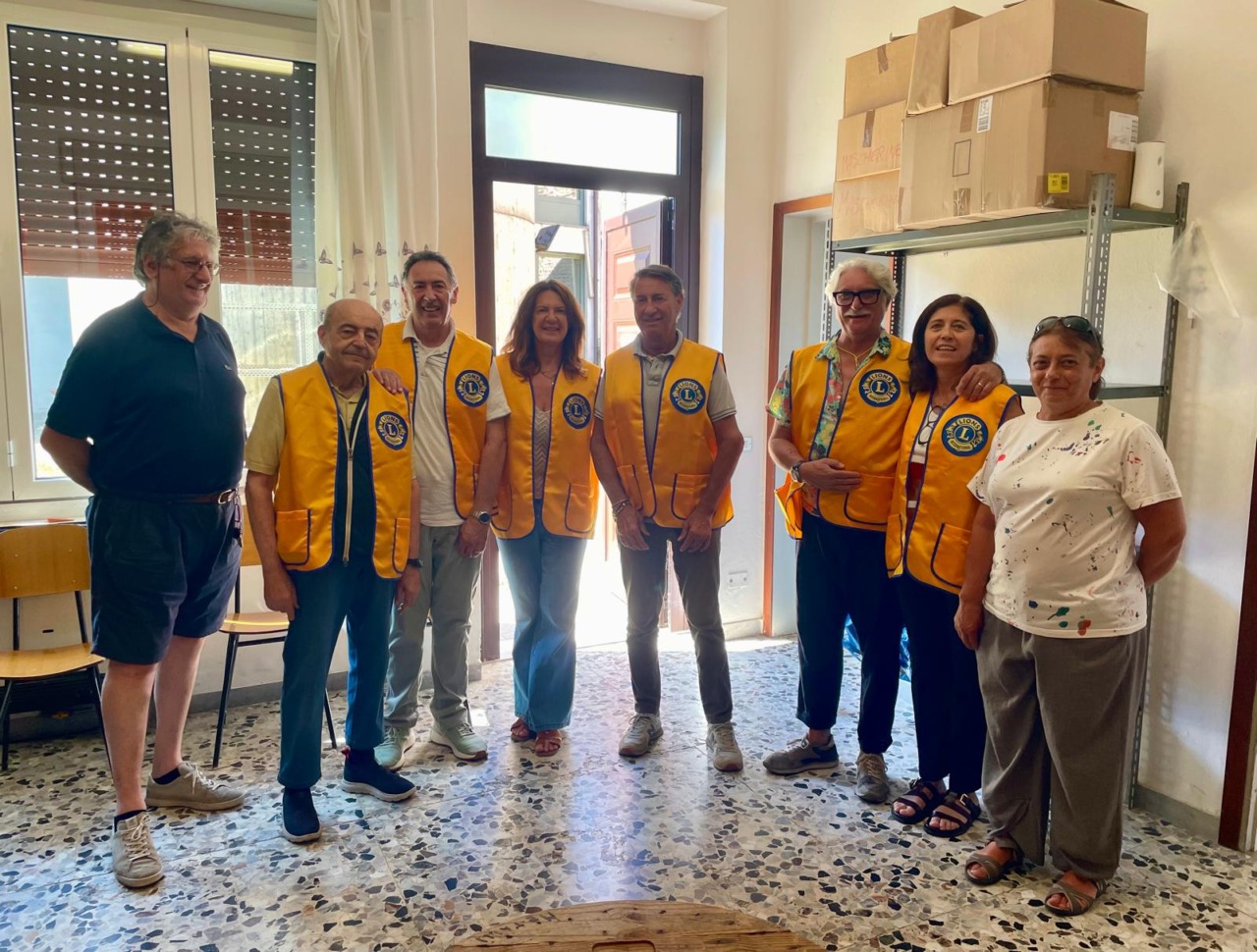 Aiuti alle Caritas di Legnano e Castano grazie alla spesa solidale