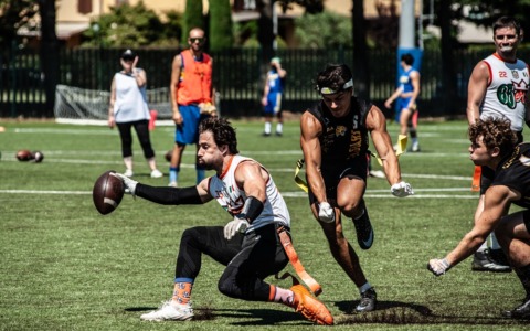 Flag football: i Frogs 65ers riconfermano la loro leadership nella Conference A
