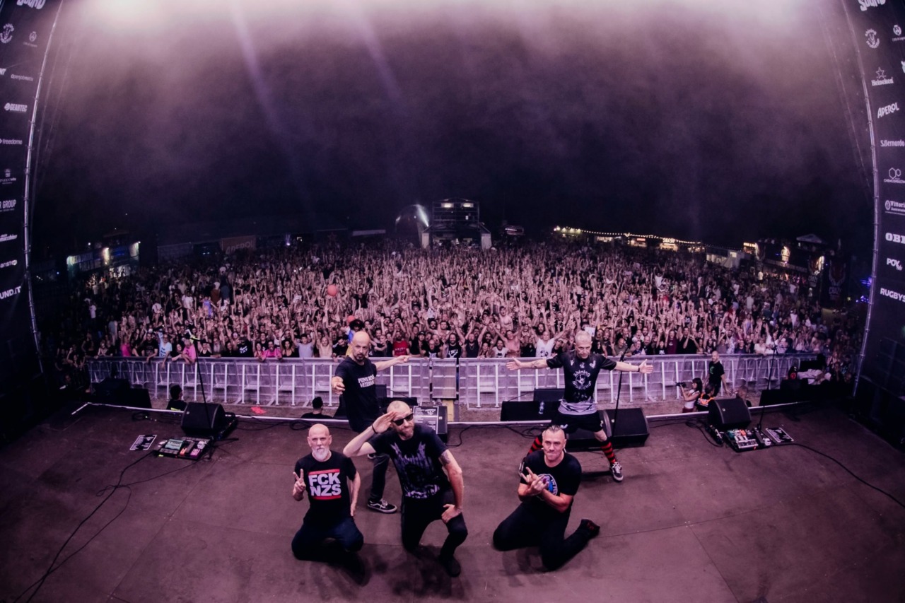 I Punkreas infiammano il pubblico al “Rugby Sound”