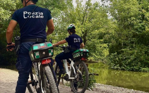 Introduzione di agenti in e-bike per il controllo di parchi e centro città