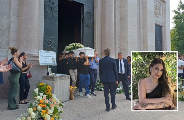 Parabiago omaggia Alessandra Viscomi con una cerimonia commovente